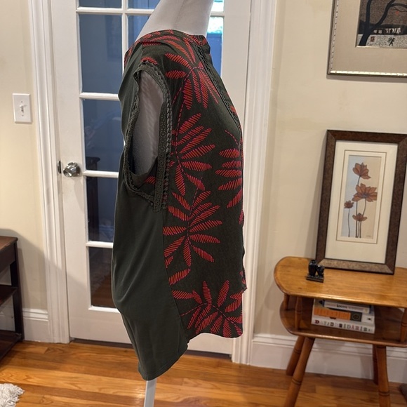 A New Day Green and Pink Tropical Print Women's Sleeveless Top. Size M - Picture 4 of 8